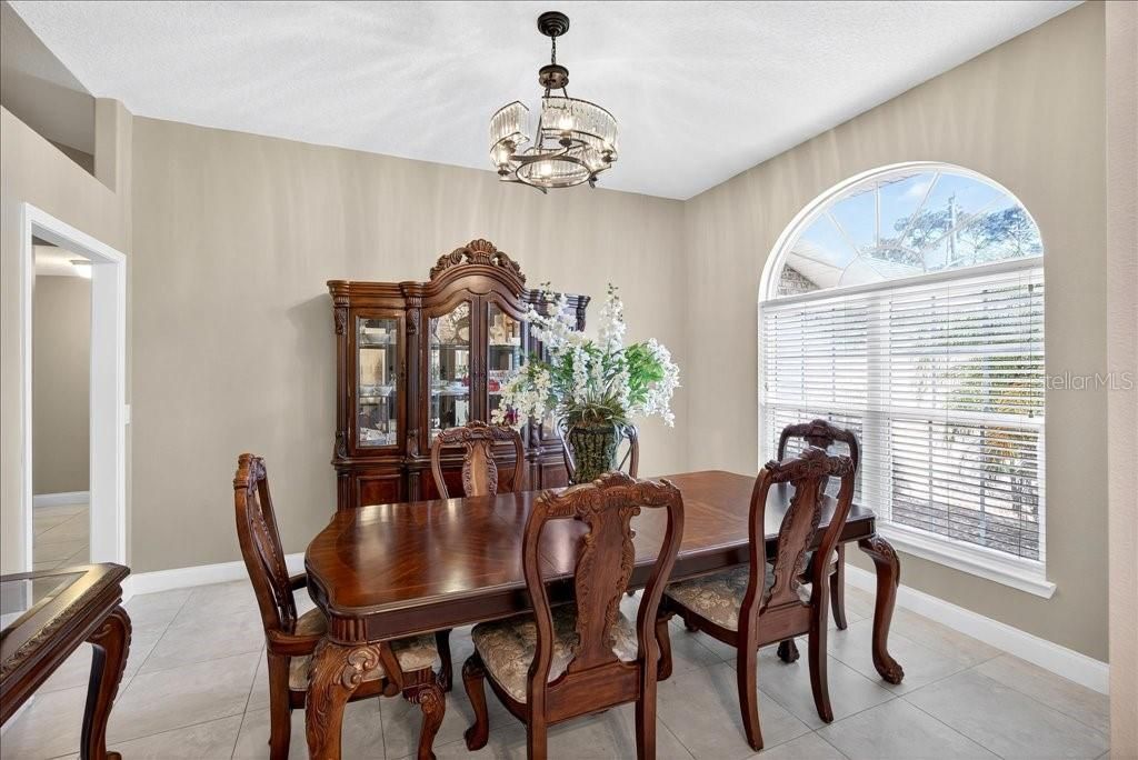 Active With Contract: $390,000 (4 beds, 2 baths, 2301 Square Feet)