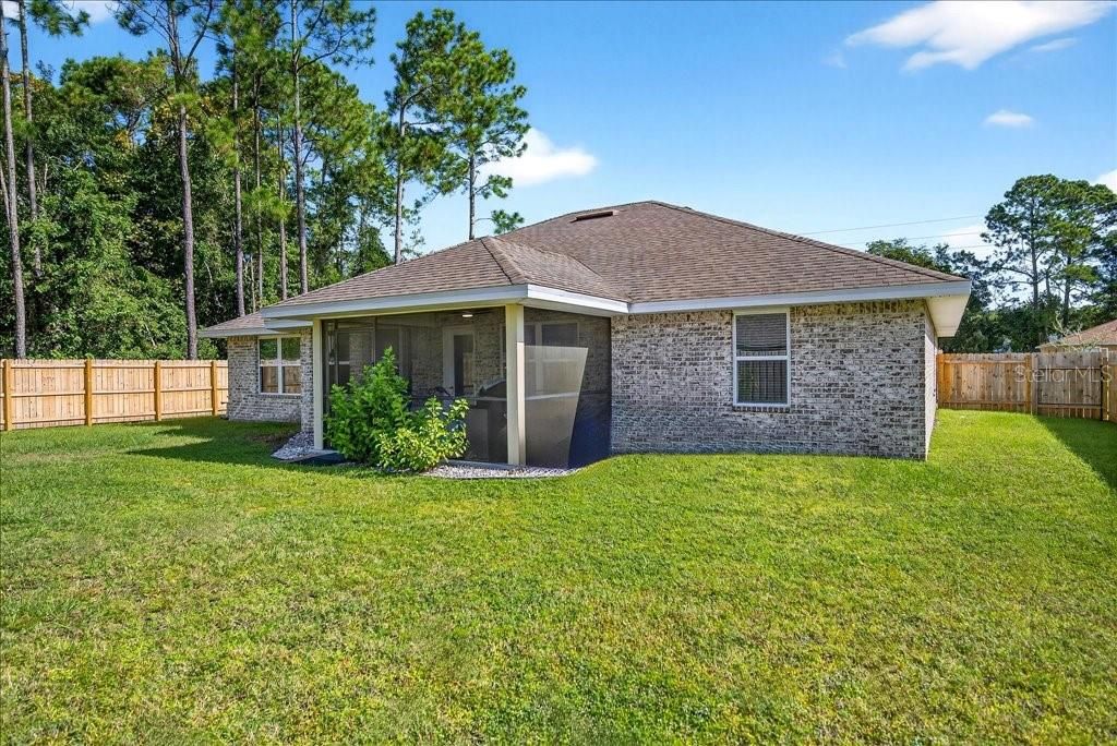 Active With Contract: $390,000 (4 beds, 2 baths, 2301 Square Feet)