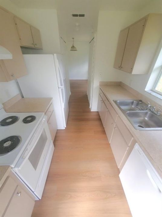 En Renta: $1,500 (3 camas, 2 baños, 1170 Pies cuadrados)