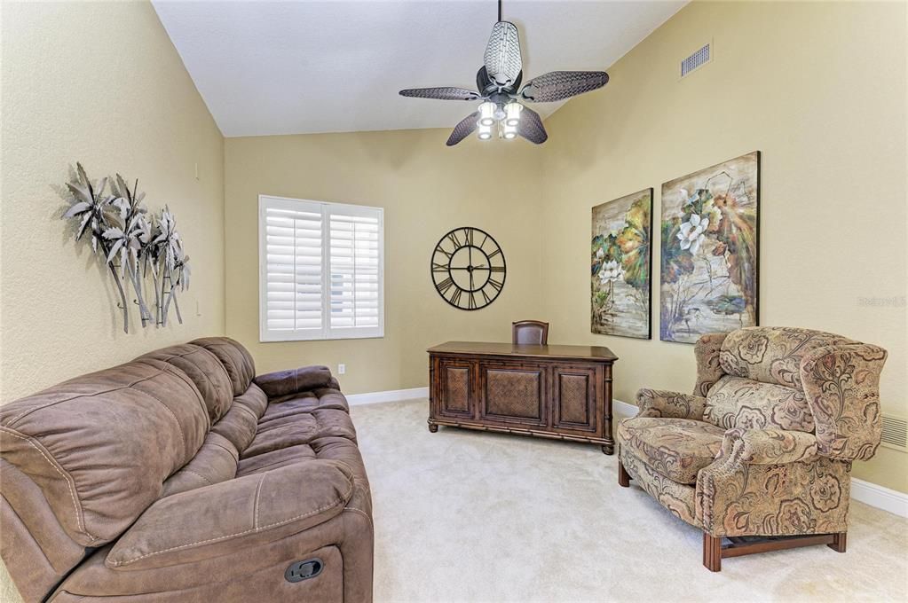 For Sale: $445,000 (3 beds, 3 baths, 2495 Square Feet)