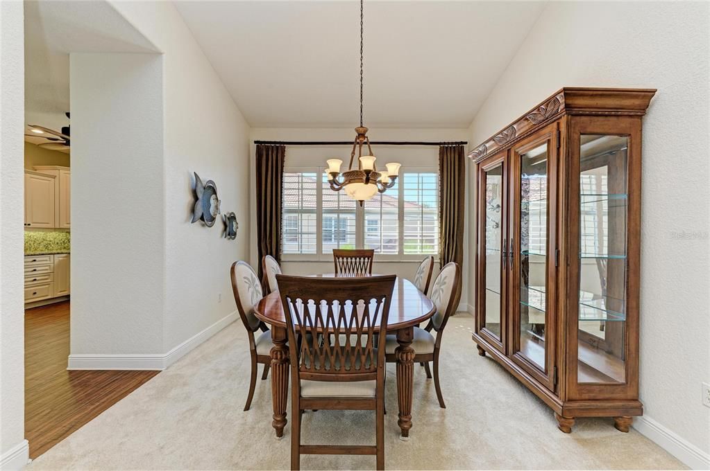 For Sale: $445,000 (3 beds, 3 baths, 2495 Square Feet)