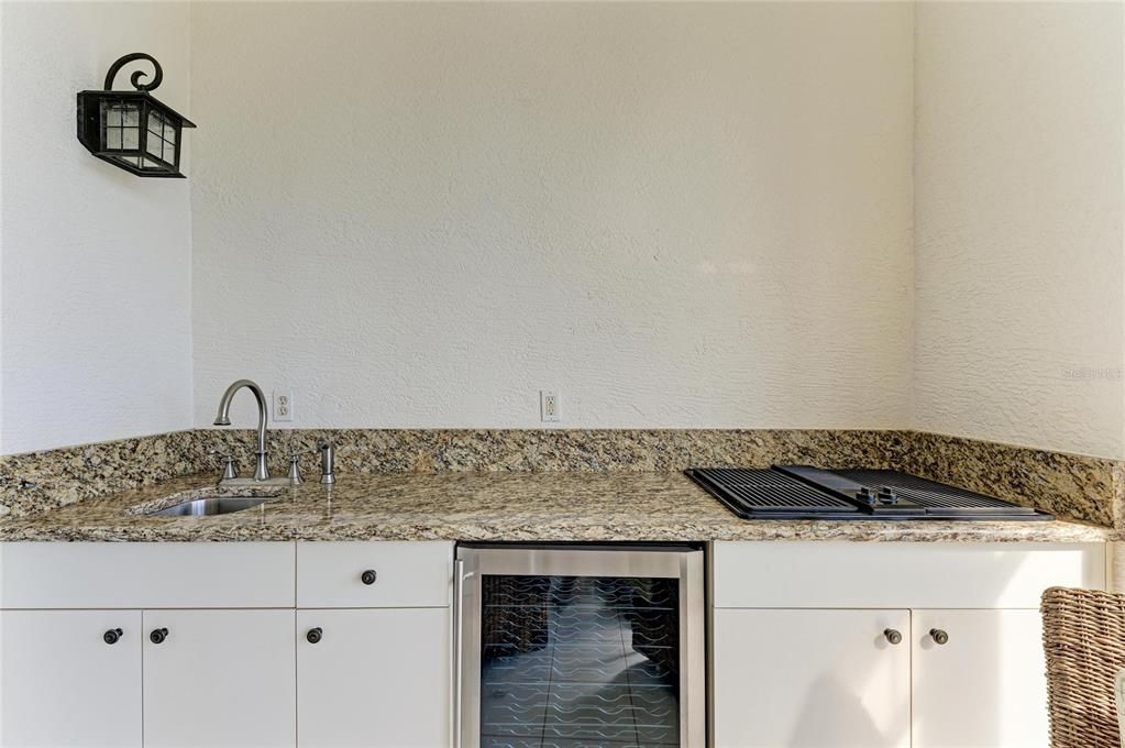 For Sale: $445,000 (3 beds, 3 baths, 2495 Square Feet)