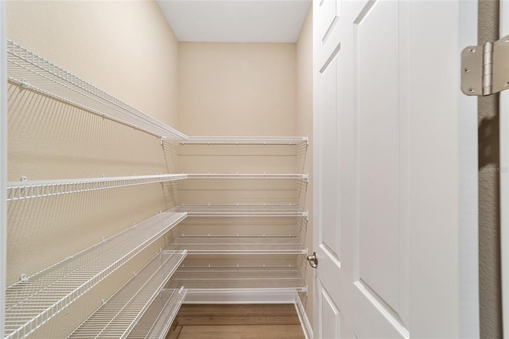 Active With Contract: $470,000 (3 beds, 3 baths, 2211 Square Feet)