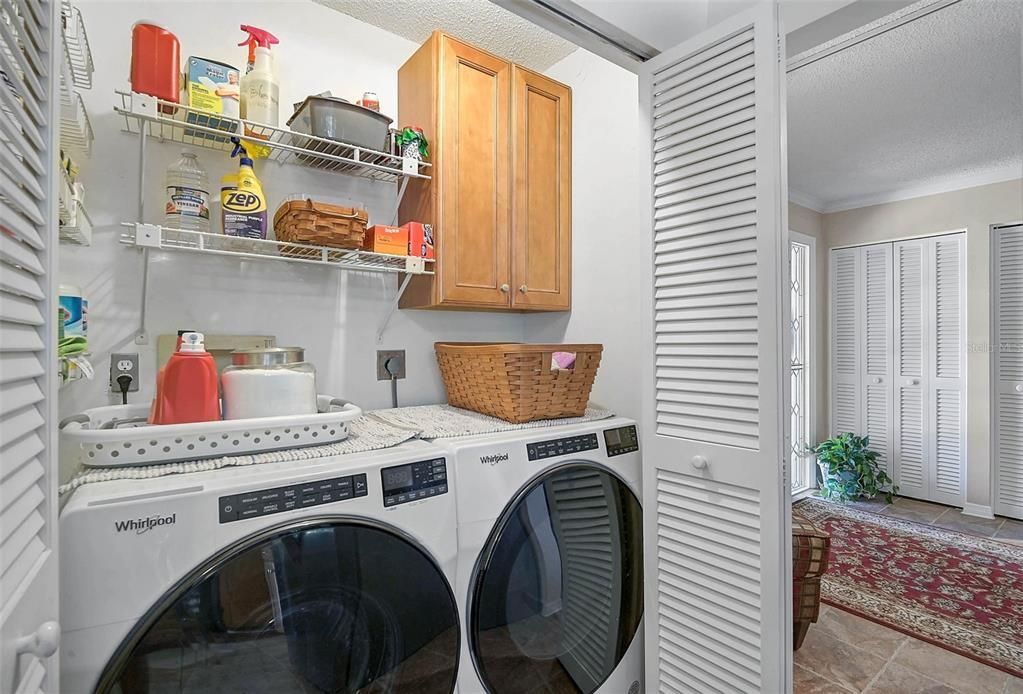 待售: $349,000 (2 贝兹, 2 浴室, 1822 平方英尺)