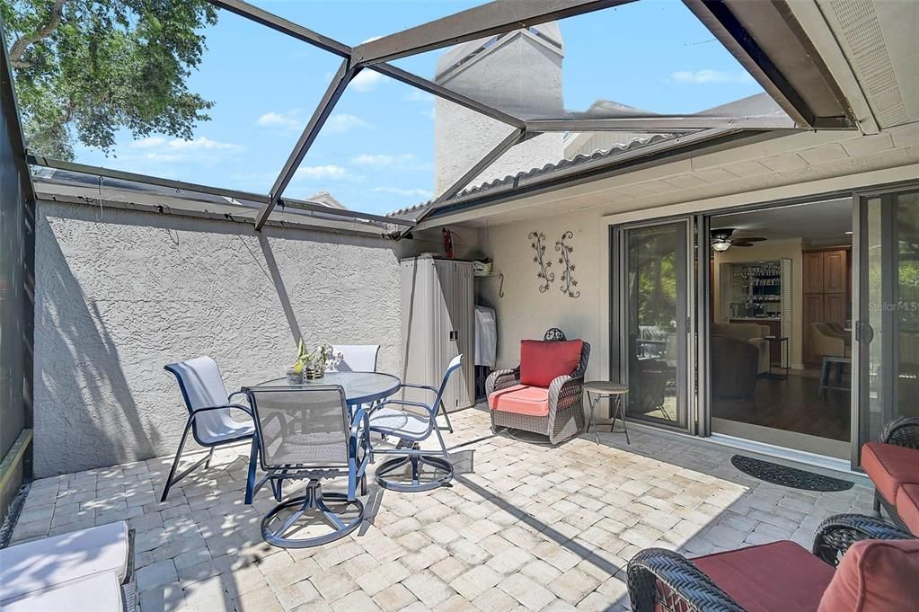 待售: $349,000 (2 贝兹, 2 浴室, 1822 平方英尺)