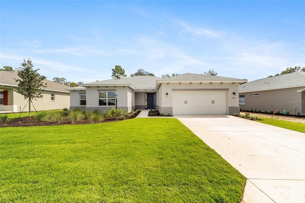 Activo con contrato: $430,000 (3 camas, 3 baños, 2536 Pies cuadrados)