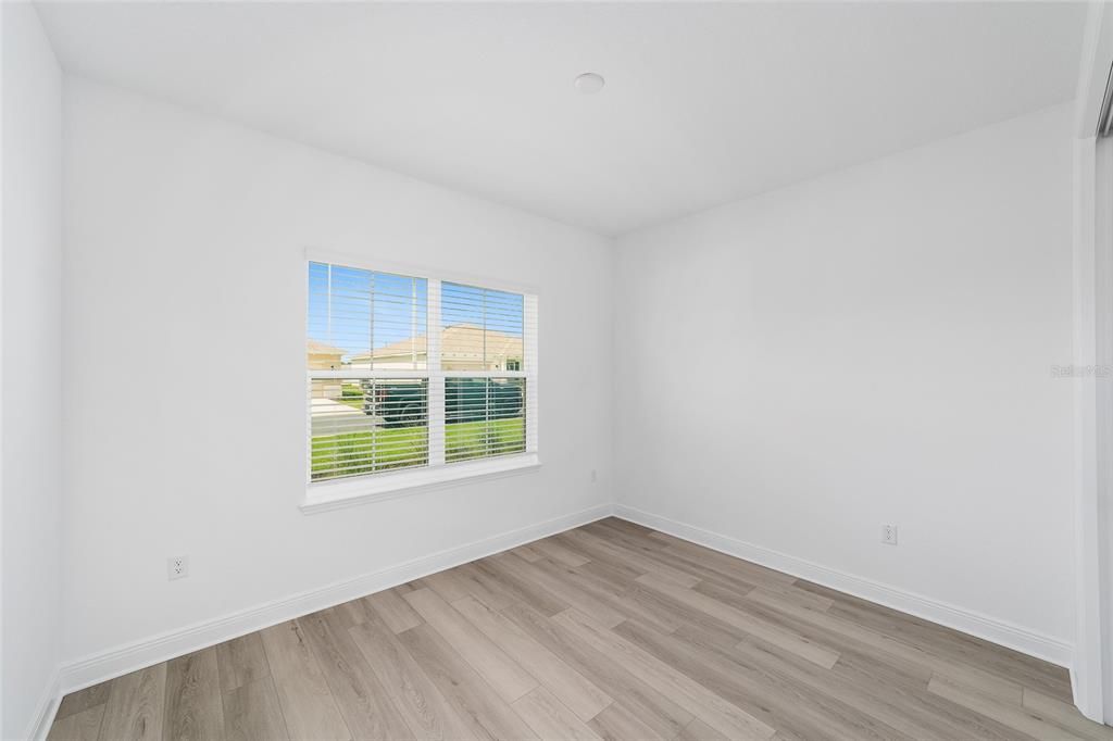 Activo con contrato: $430,000 (3 camas, 3 baños, 2536 Pies cuadrados)