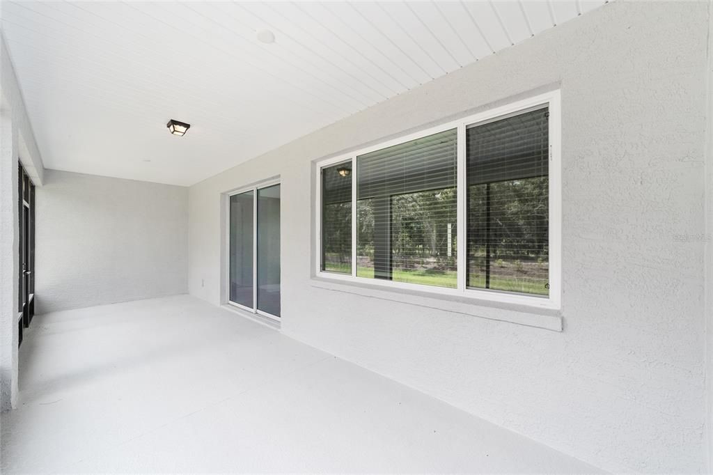 Activo con contrato: $430,000 (3 camas, 3 baños, 2536 Pies cuadrados)