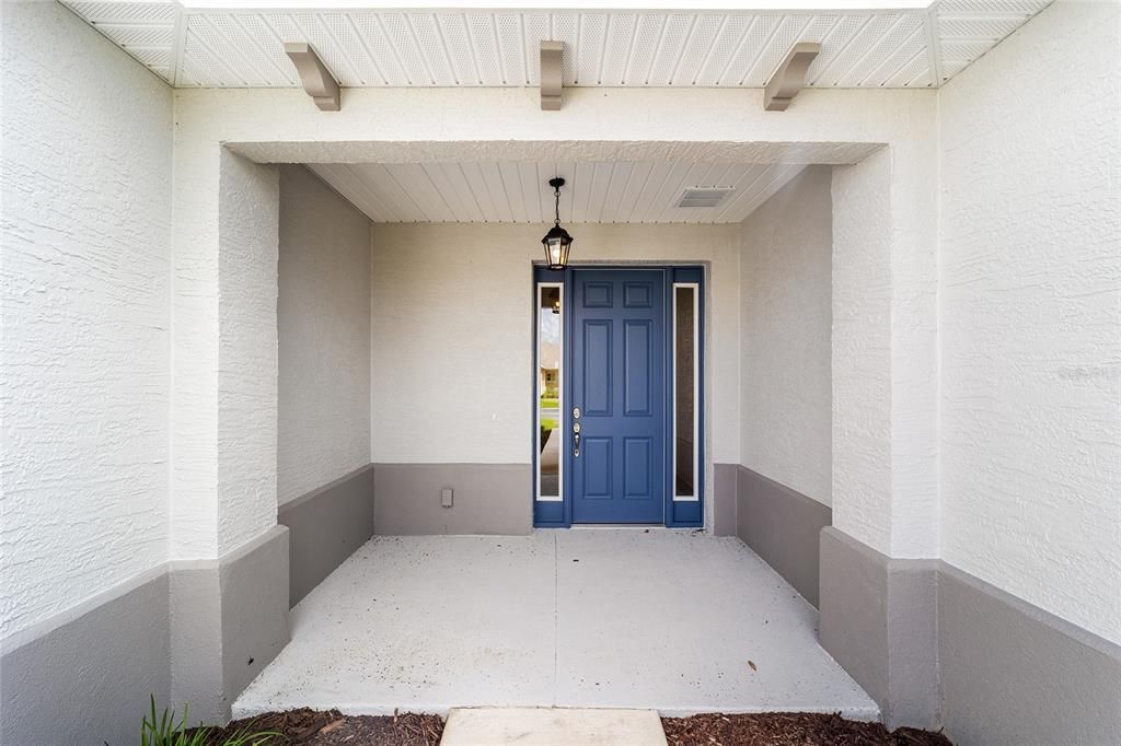 Activo con contrato: $430,000 (3 camas, 3 baños, 2536 Pies cuadrados)