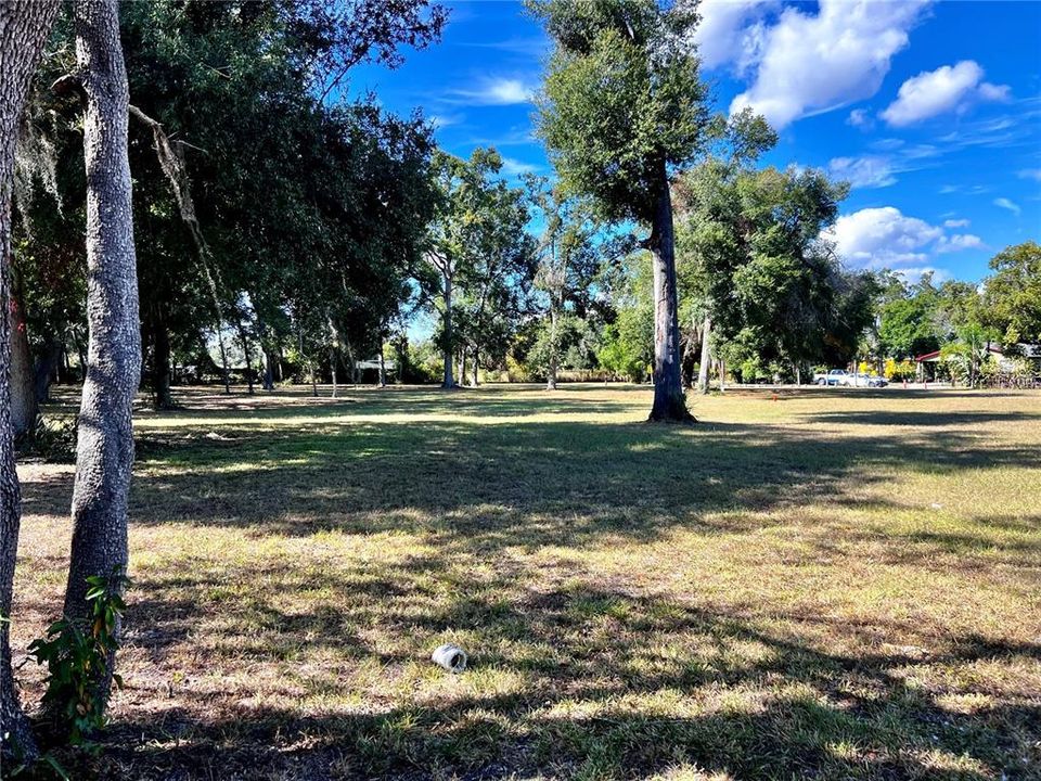 For Sale: $800,000 (5 beds, 3 baths, 3844 Square Feet)