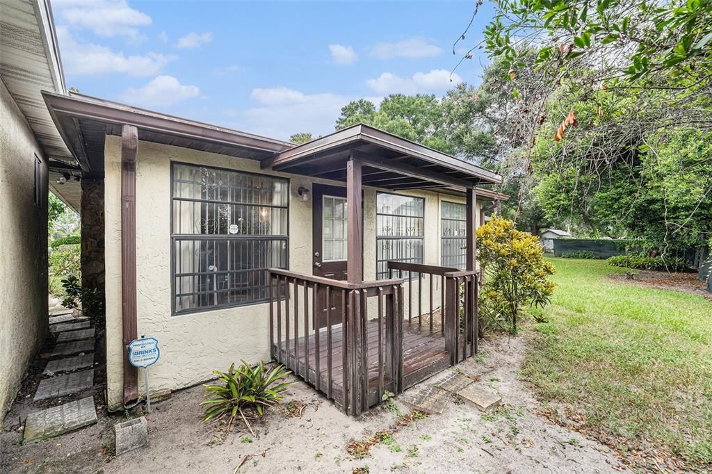 For Sale: $800,000 (5 beds, 3 baths, 3844 Square Feet)