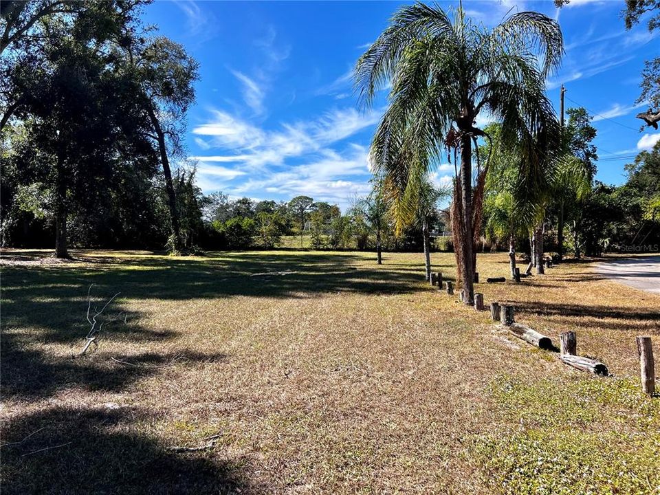 For Sale: $800,000 (5 beds, 3 baths, 3844 Square Feet)