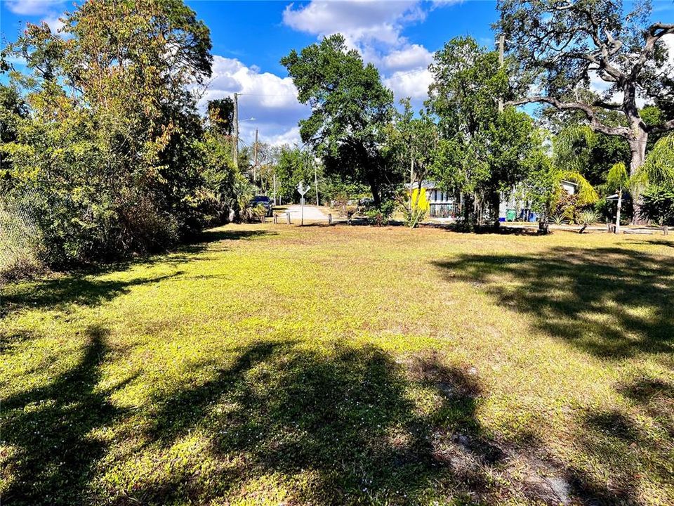 For Sale: $800,000 (5 beds, 3 baths, 3844 Square Feet)