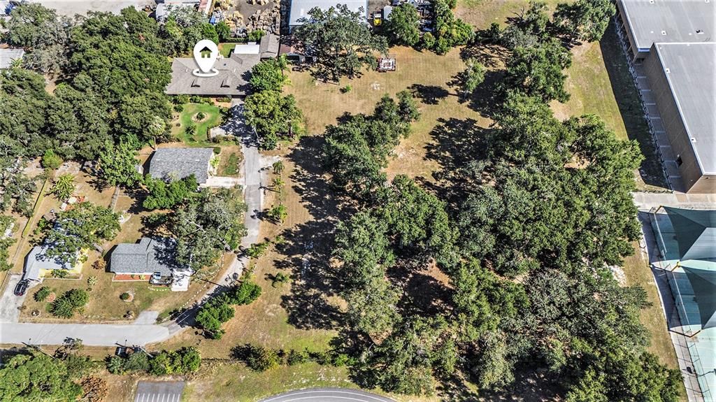 For Sale: $800,000 (5 beds, 3 baths, 3844 Square Feet)