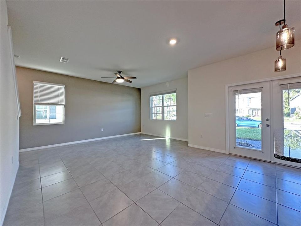 En Renta: $2,100 (3 camas, 2 baños, 1587 Pies cuadrados)