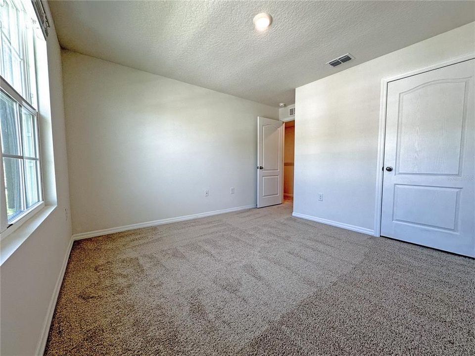 En Renta: $2,100 (3 camas, 2 baños, 1587 Pies cuadrados)