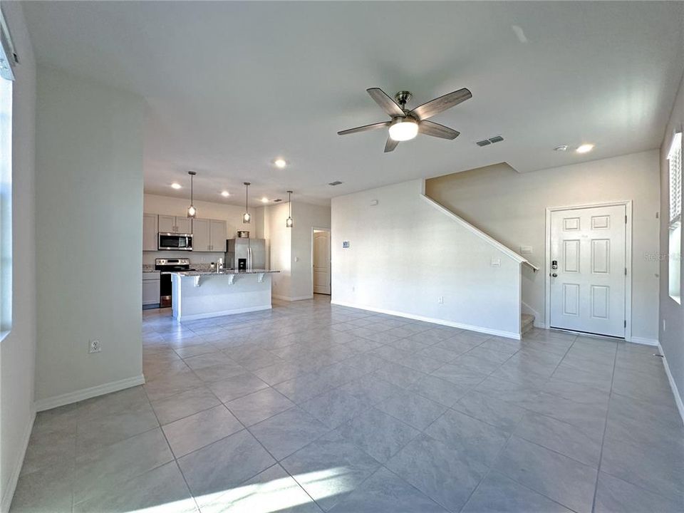 En Renta: $2,100 (3 camas, 2 baños, 1587 Pies cuadrados)