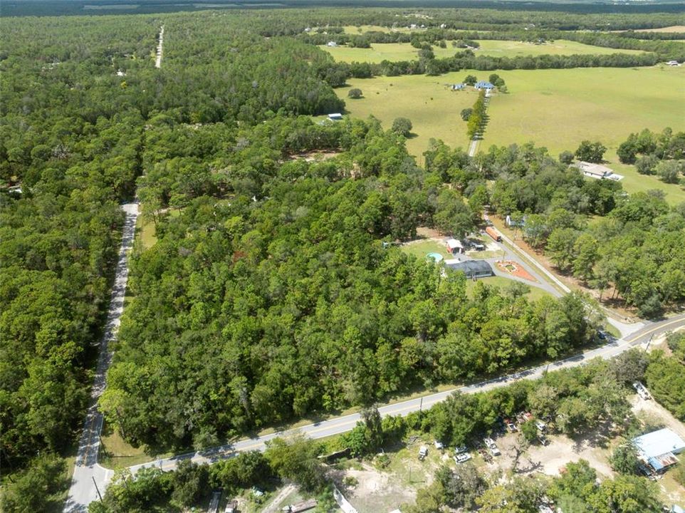 For Sale: $409,900 (4 beds, 2 baths, 2280 Square Feet)