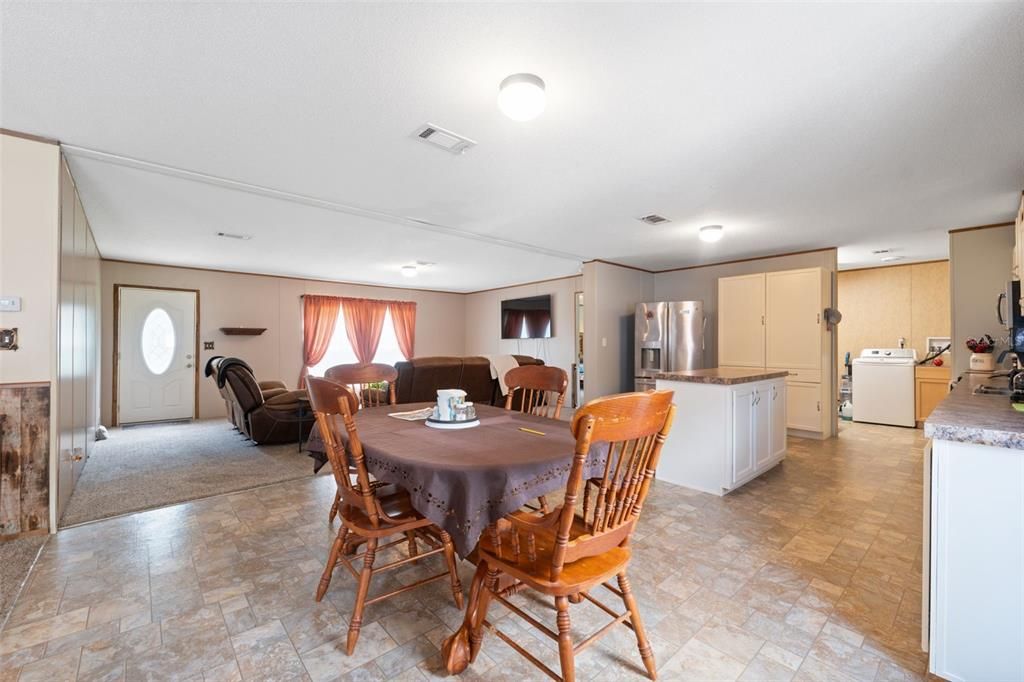 For Sale: $409,900 (4 beds, 2 baths, 2280 Square Feet)