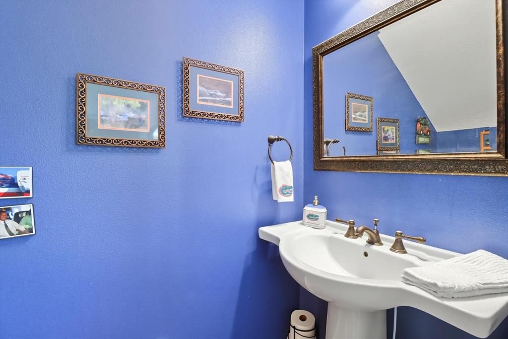 For Sale: $2,199,000 (4 beds, 4 baths, 3381 Square Feet)