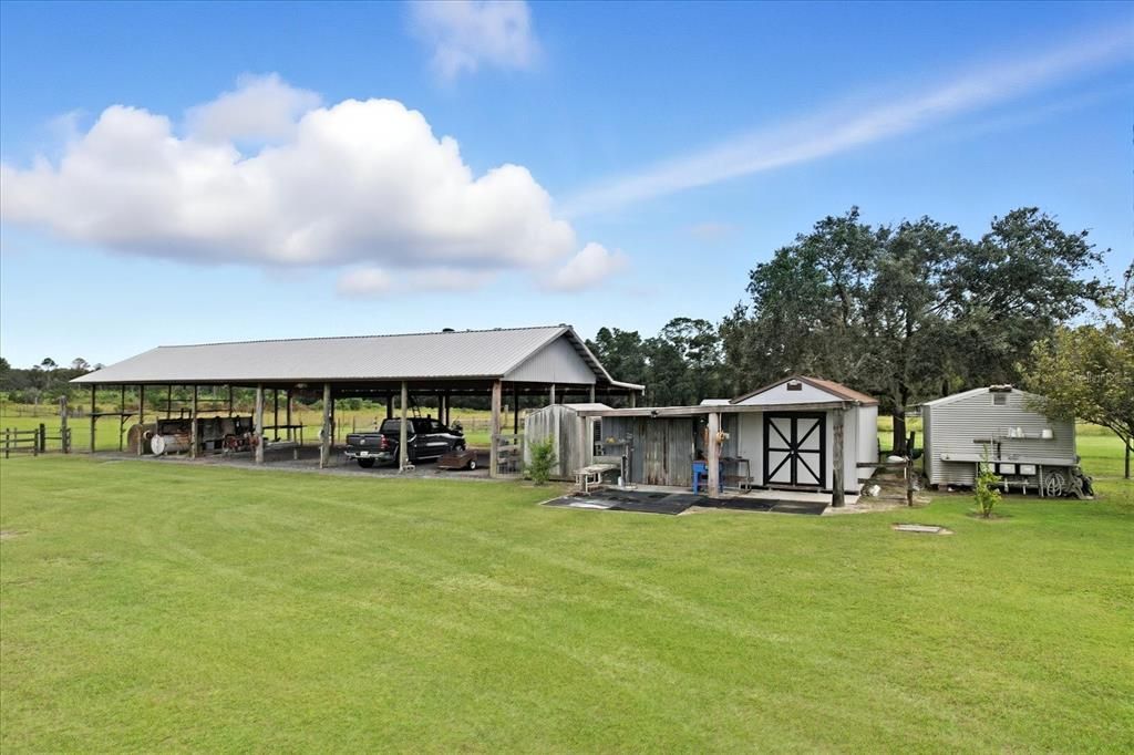 For Sale: $2,199,000 (4 beds, 4 baths, 3381 Square Feet)