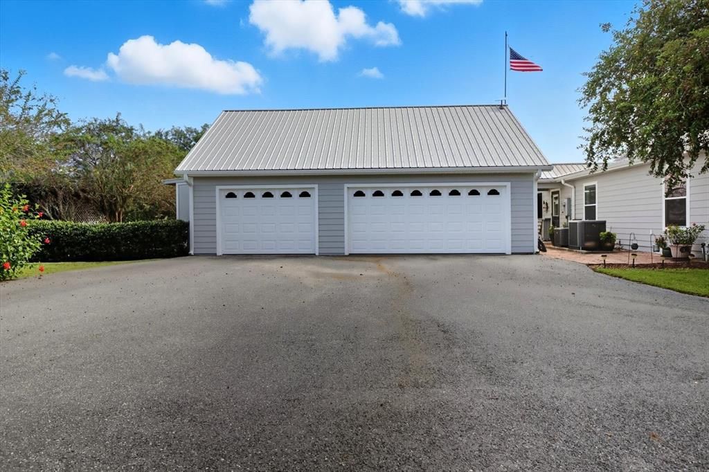 For Sale: $2,199,000 (4 beds, 4 baths, 3381 Square Feet)