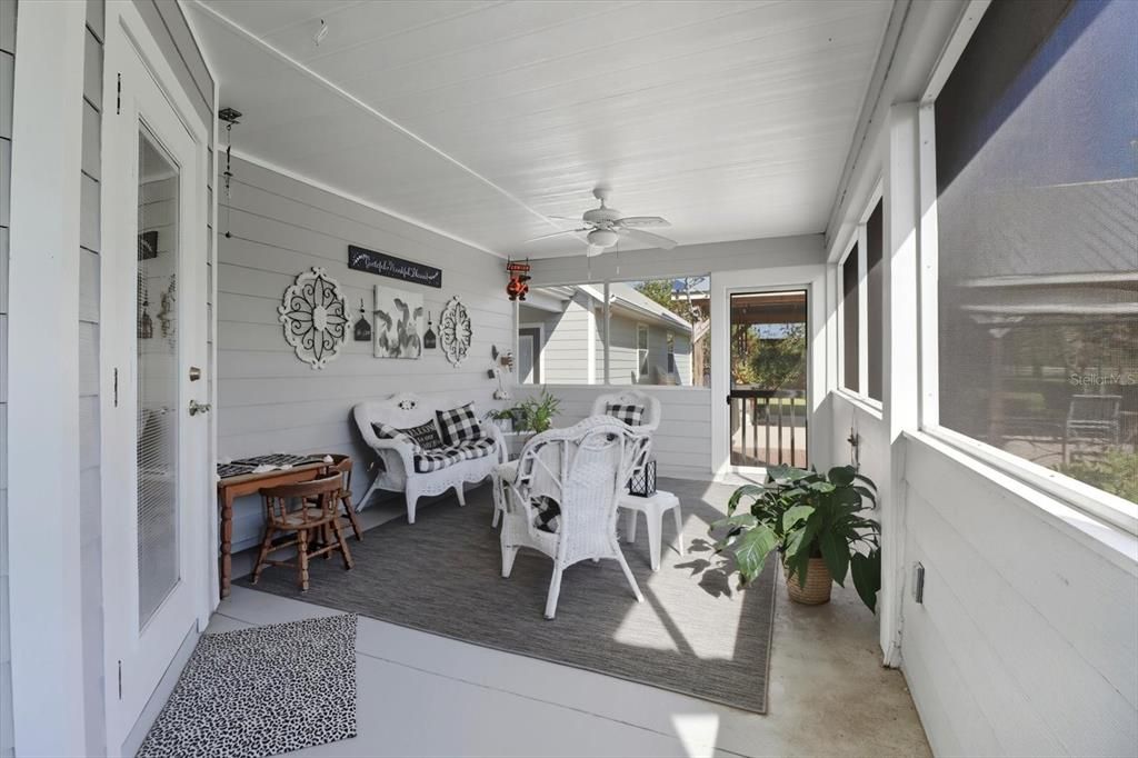 For Sale: $2,199,000 (4 beds, 4 baths, 3381 Square Feet)