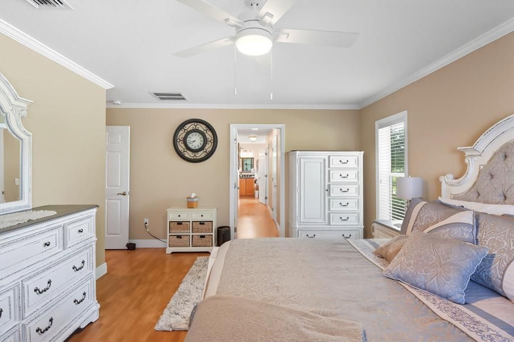 For Sale: $2,199,000 (4 beds, 4 baths, 3381 Square Feet)