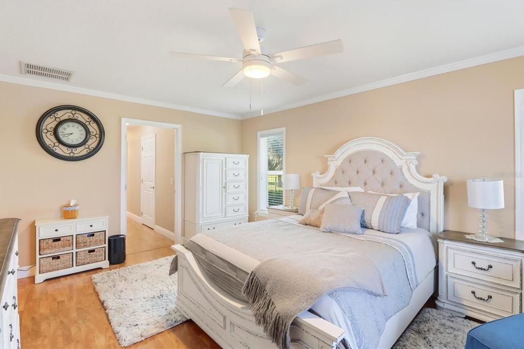 For Sale: $2,199,000 (4 beds, 4 baths, 3381 Square Feet)