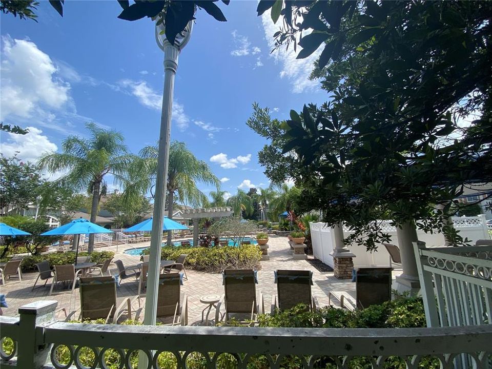 For Sale: $275,000 (3 beds, 2 baths, 1270 Square Feet)