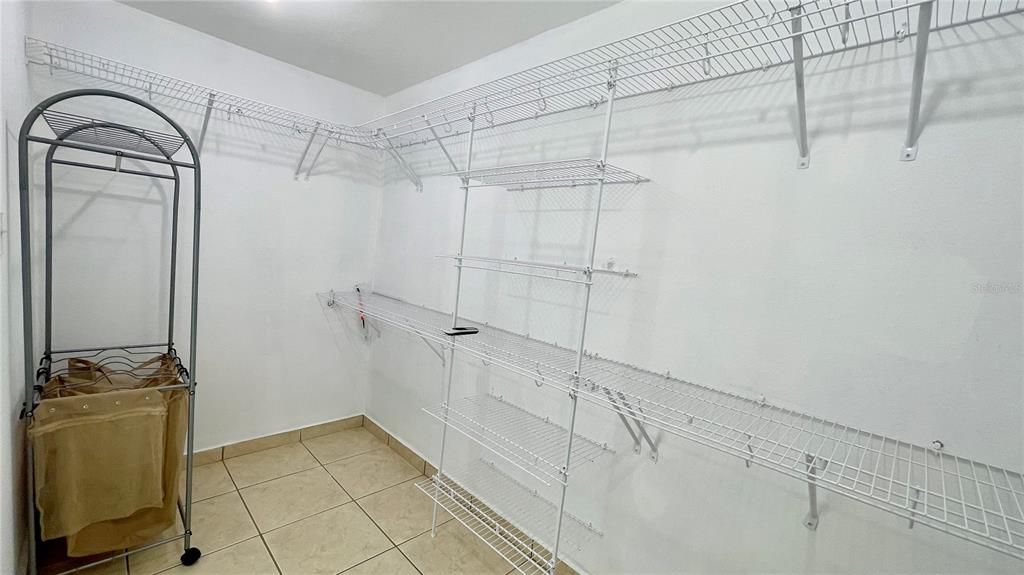 出租: $3,600 (3 贝兹, 2 浴室, 1750 平方英尺)