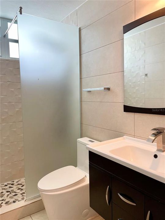 出租: $3,600 (3 贝兹, 2 浴室, 1750 平方英尺)