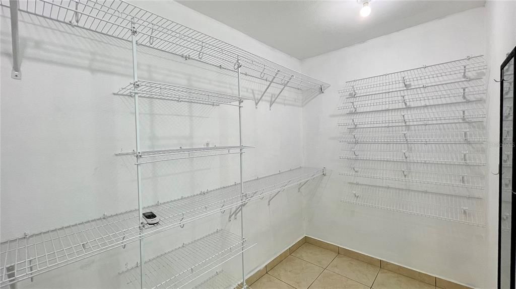 出租: $3,600 (3 贝兹, 2 浴室, 1750 平方英尺)