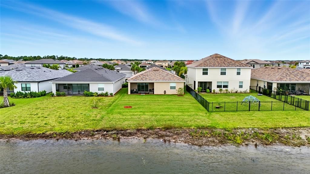 На продажу: $378,700 (4 спален, 3 ванн, 2032 Квадратных фут)