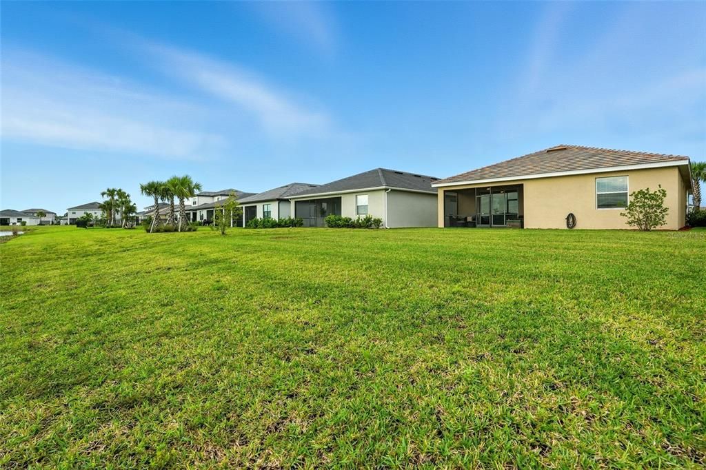 На продажу: $378,700 (4 спален, 3 ванн, 2032 Квадратных фут)