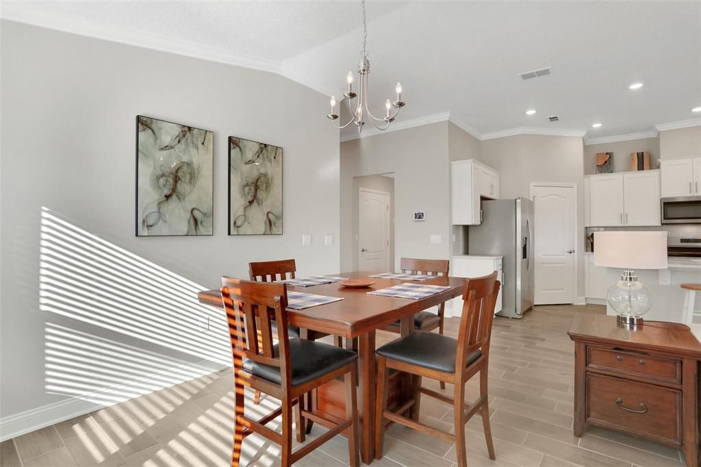 待售: $415,000 (2 贝兹, 2 浴室, 1798 平方英尺)