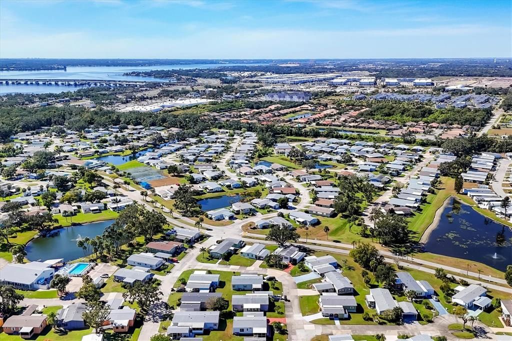 Activo con contrato: $229,000 (2 camas, 2 baños, 1296 Pies cuadrados)