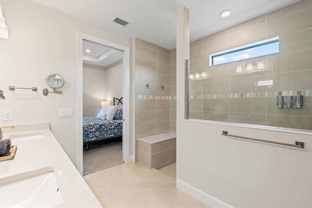 For Sale: $774,900 (3 beds, 3 baths, 2488 Square Feet)