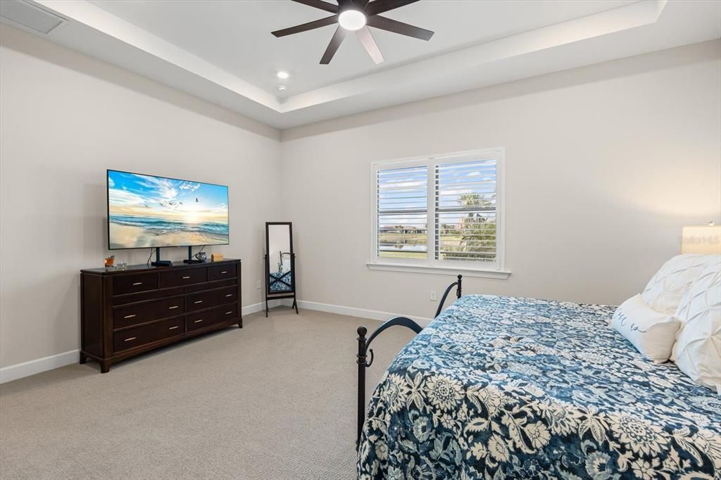 For Sale: $774,900 (3 beds, 3 baths, 2488 Square Feet)