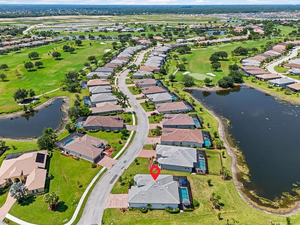 For Sale: $774,900 (3 beds, 3 baths, 2488 Square Feet)