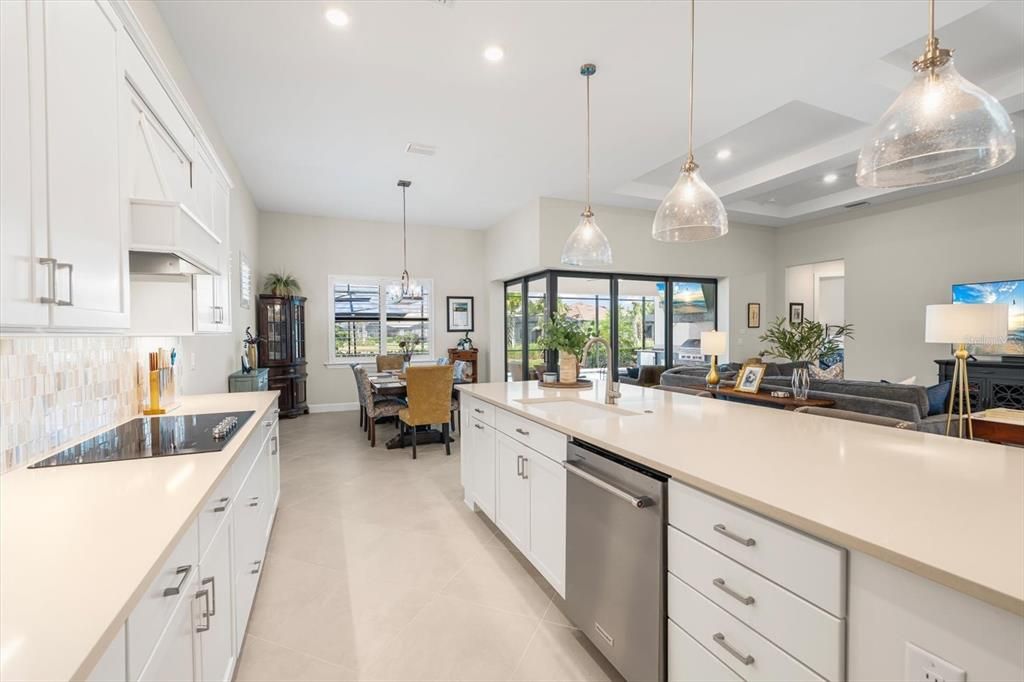 For Sale: $774,900 (3 beds, 3 baths, 2488 Square Feet)