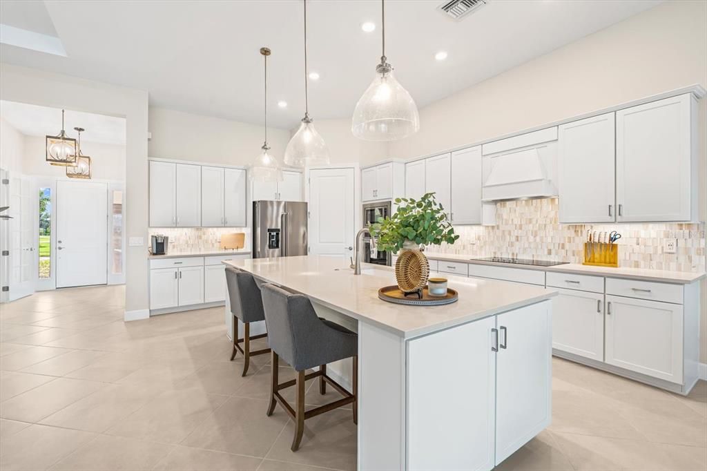 For Sale: $774,900 (3 beds, 3 baths, 2488 Square Feet)