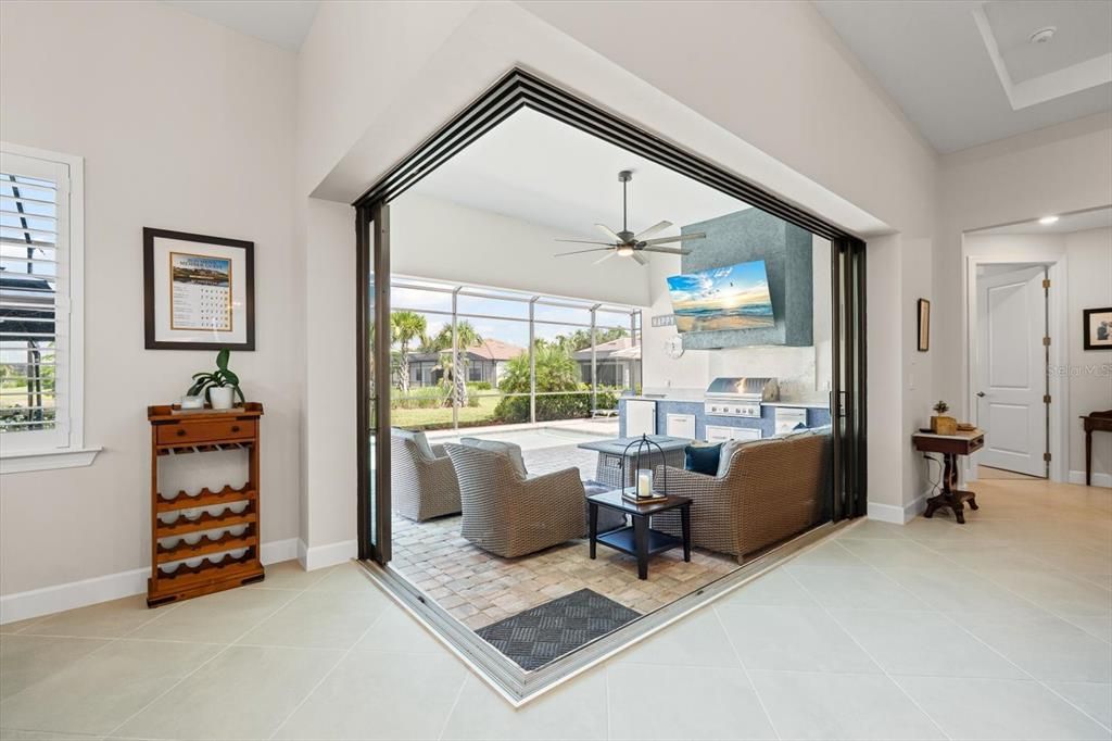 For Sale: $774,900 (3 beds, 3 baths, 2488 Square Feet)