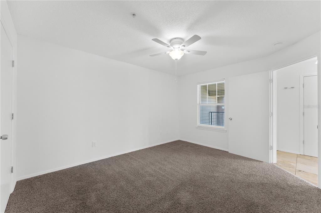 Active With Contract: $1,350 (2 beds, 2 baths, 1026 Square Feet)