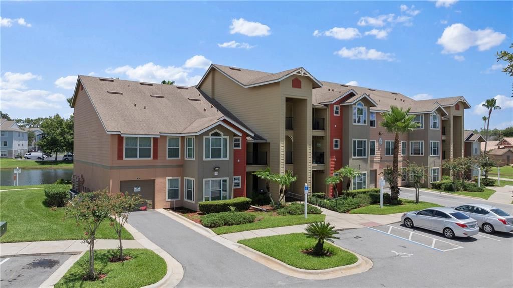 Active With Contract: $1,350 (2 beds, 2 baths, 1026 Square Feet)