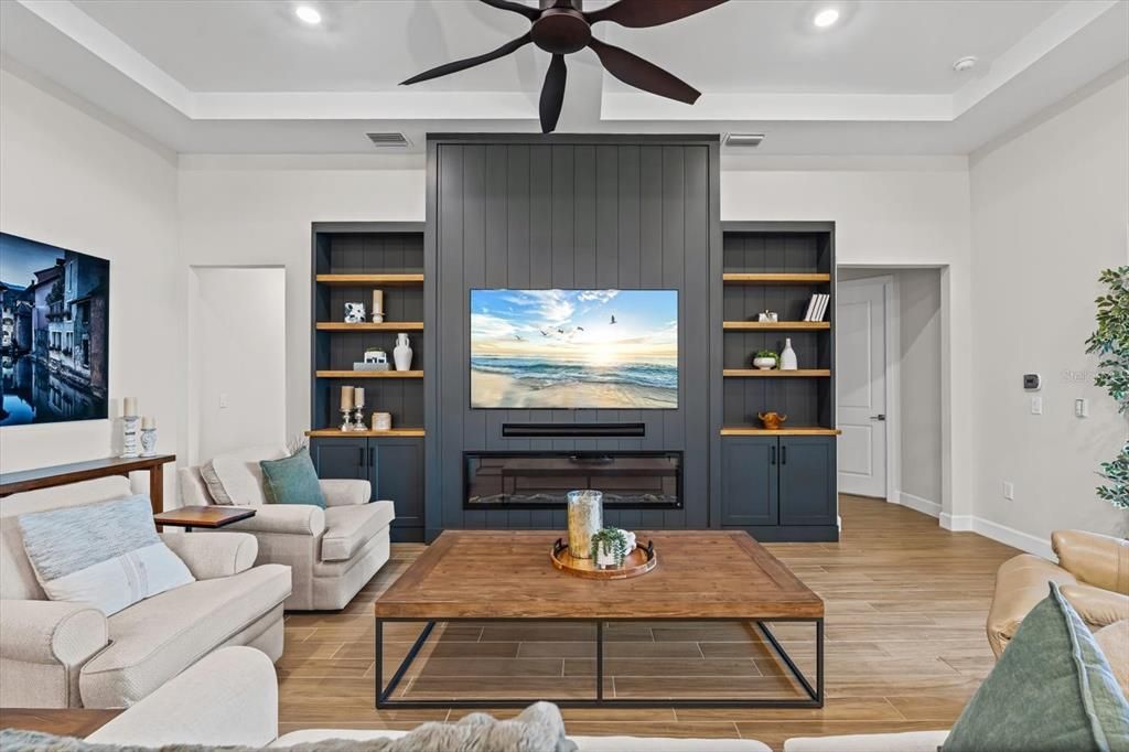 For Sale: $799,000 (3 beds, 3 baths, 2488 Square Feet)