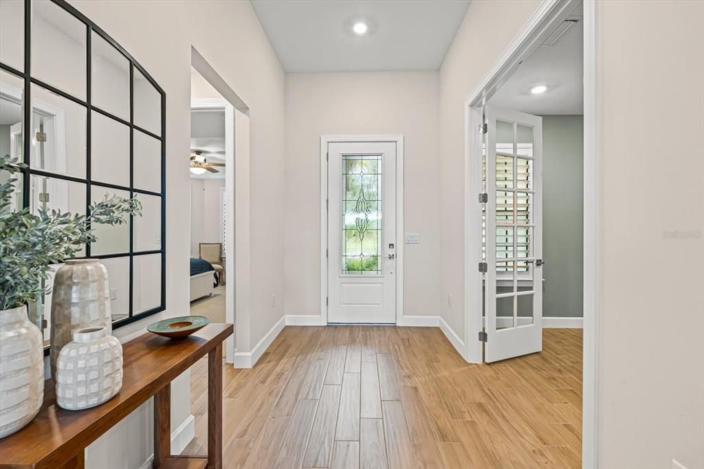 For Sale: $799,000 (3 beds, 3 baths, 2488 Square Feet)