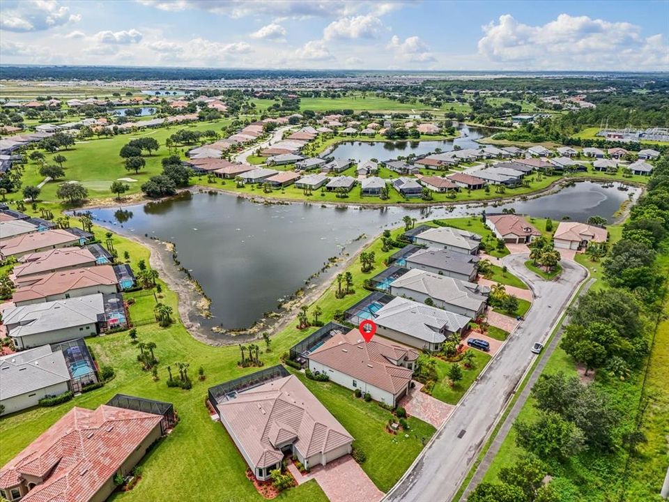 For Sale: $799,000 (3 beds, 3 baths, 2488 Square Feet)