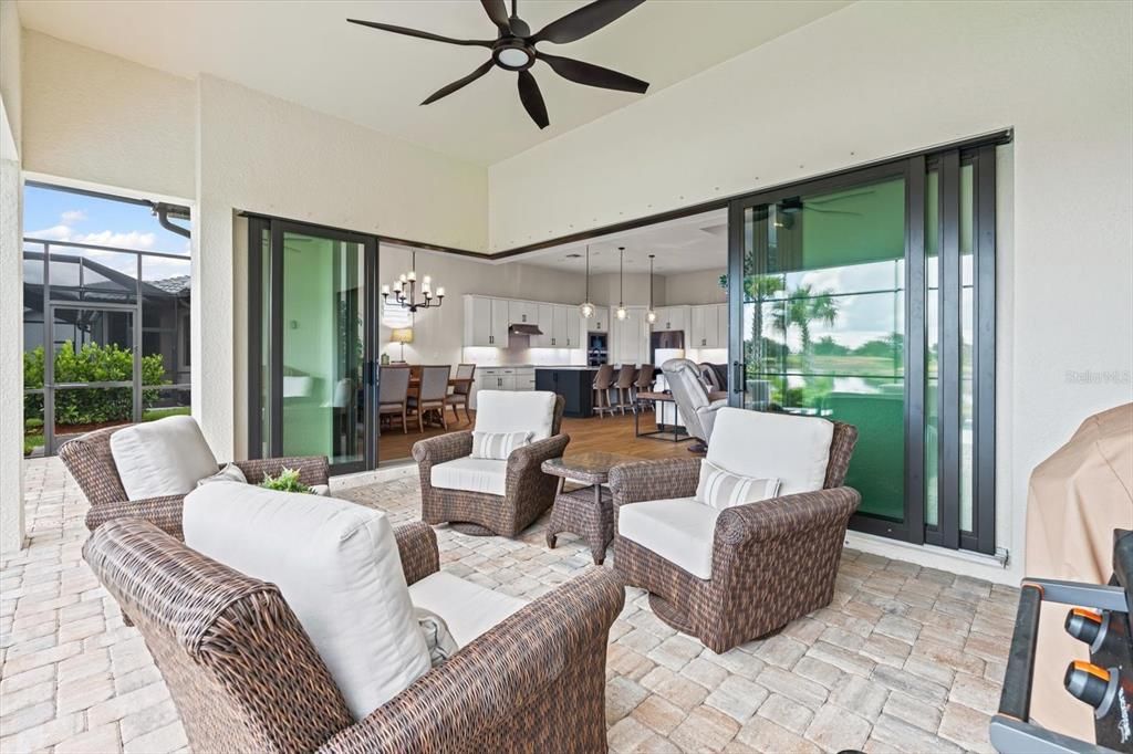 For Sale: $799,000 (3 beds, 3 baths, 2488 Square Feet)