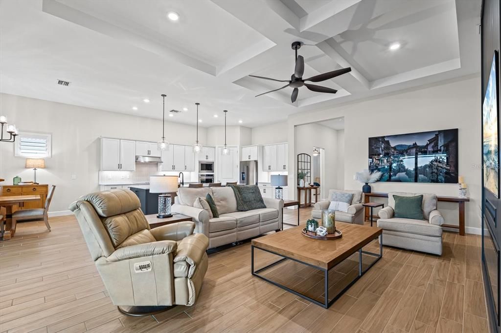 For Sale: $799,000 (3 beds, 3 baths, 2488 Square Feet)